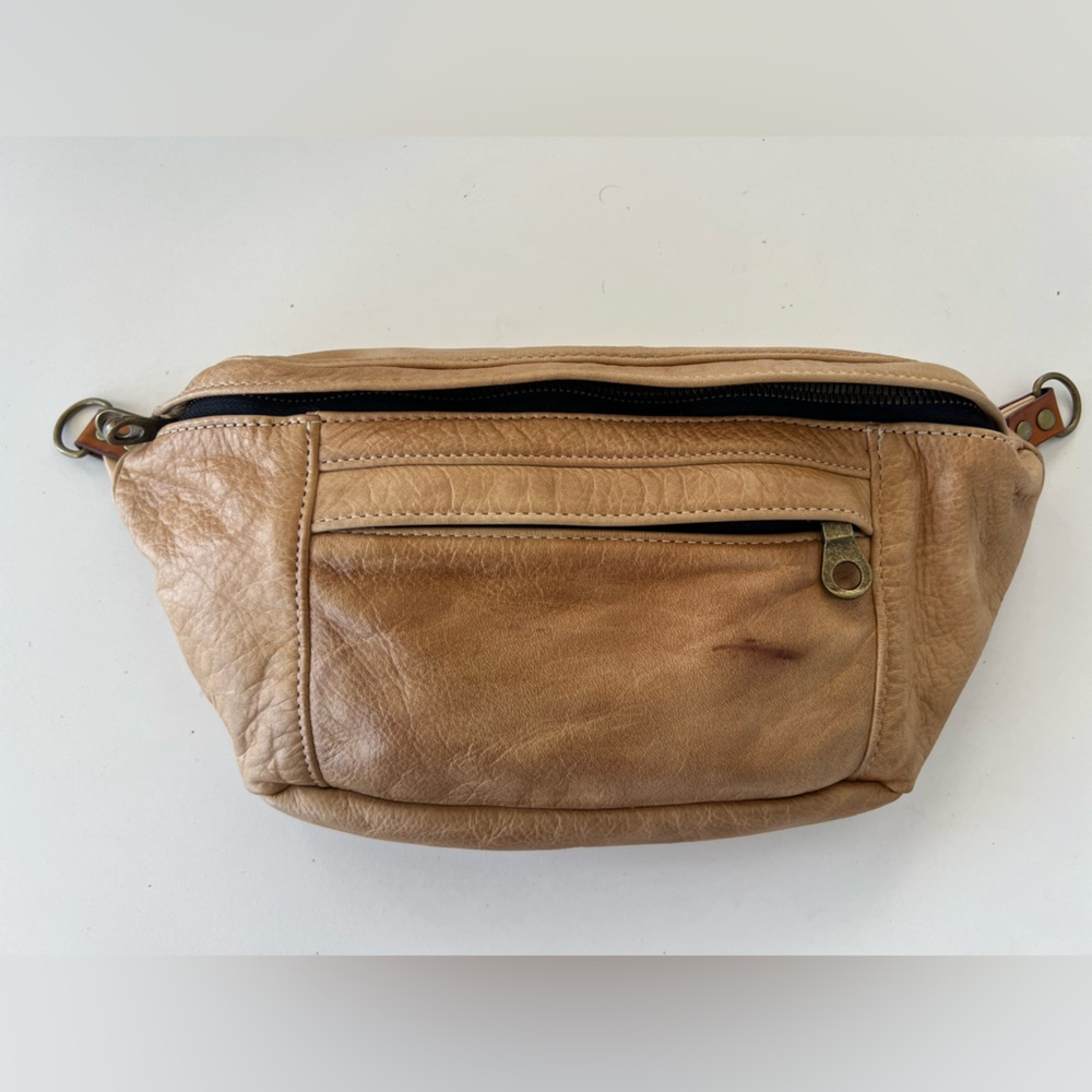 Parker Thatch Cross Your Heart Sling